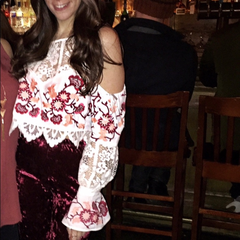 For love and lemons embroidered top
